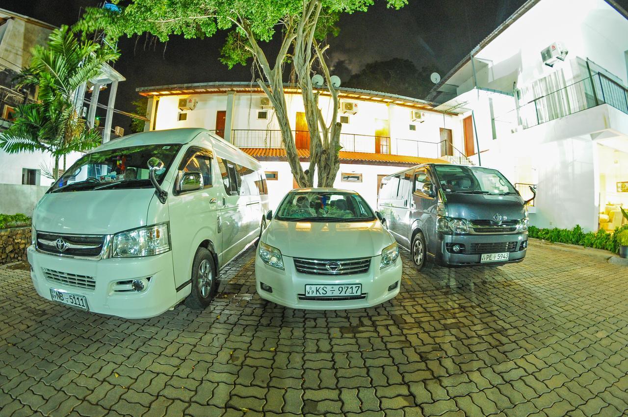 Lake Wind Hotel Tissamaharama Exterior foto